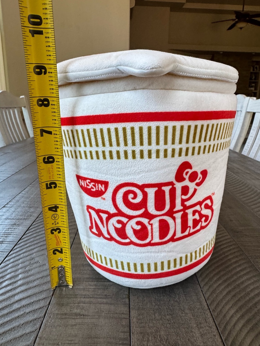 Nissin Cup Noodles - Hello Kitty Plush Container Kidrobot - Picture 11 of 15